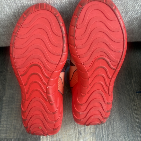 Soulsfeng Lightweight Breathable Running/Walking Shoe, Kids/Unisex EUR 38/ USA 5 - Picture 3 of 4